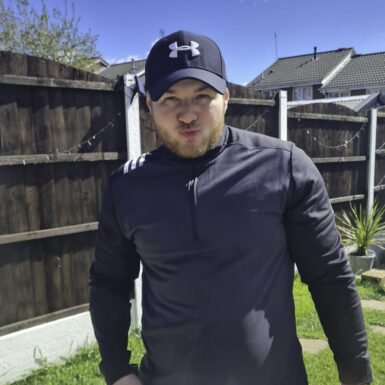 extramile rob team image