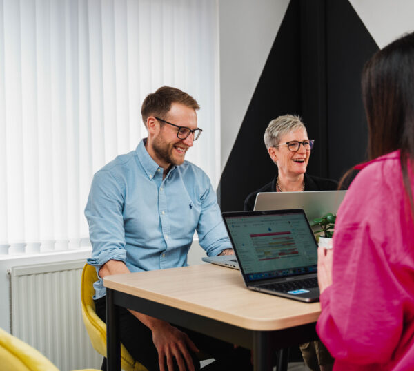 extramile team meeting